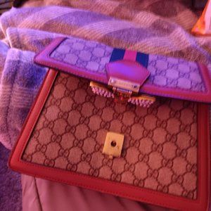 Queen margaritas bee medium bag